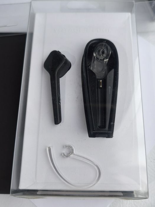 Casca Plantronics Bluetooth Voyager EDGE