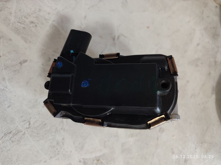 Spark Zaslonka sotiladi