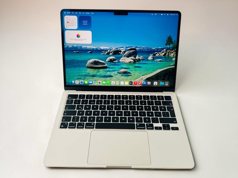 КАТО НОВ! Apple MacBook Air 13 M2 8RAM 256GB Starlight 65 ЗАРЯДА! Гаранция!