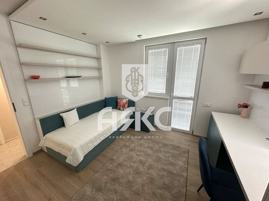 Дава се под наем Четиристаен апартамент в София, Малинова долина - 150 кв.м за 1500 € - Снимка #5