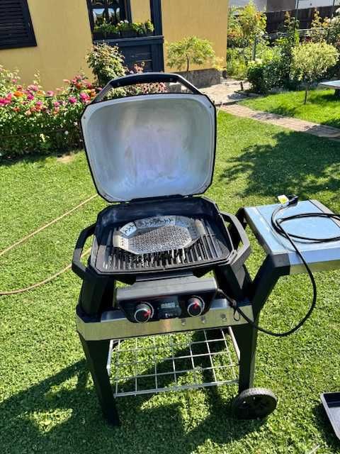 Gratar electric Weber Pulse 2000
