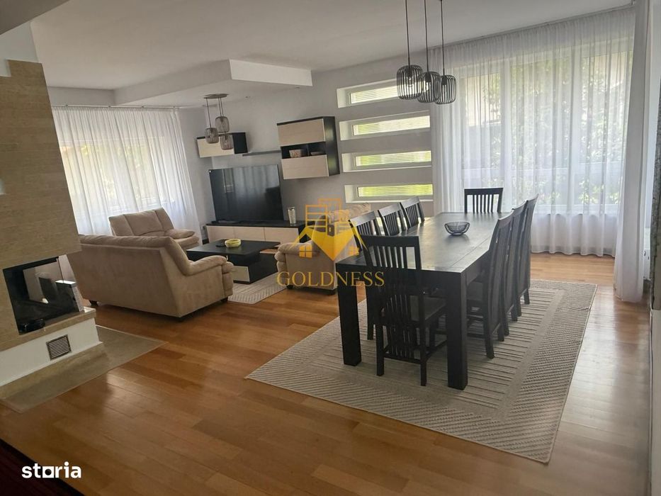 Casa individuala 5 camere zona centrala , 210 mp si garaj propriu!