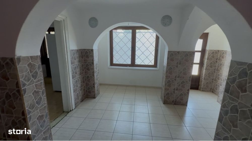 Spațiu comercial de închiriat , 75 mp , Sanpetru