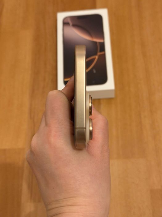 iPhone 16 Pro Max stare perfecta