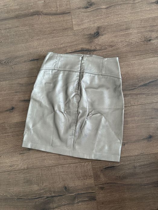 Кожена пола Bershka
