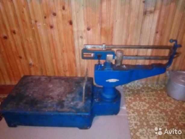 Весы напольные 50кг.