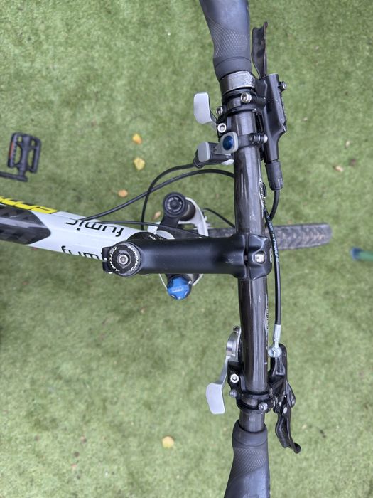 Карбонов Scott 26 цола гуми