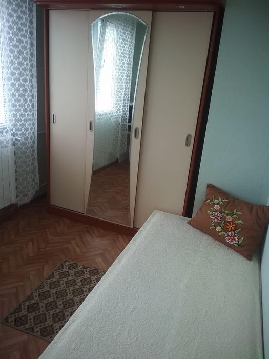 Двустаен апартамент в ж.к. Люлин 6.