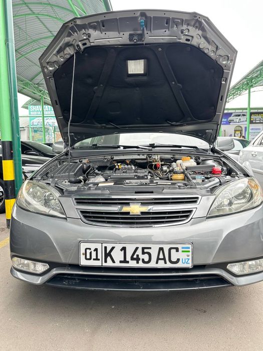 Жетра сотилади.  Автомат каробка. Холати идеал.