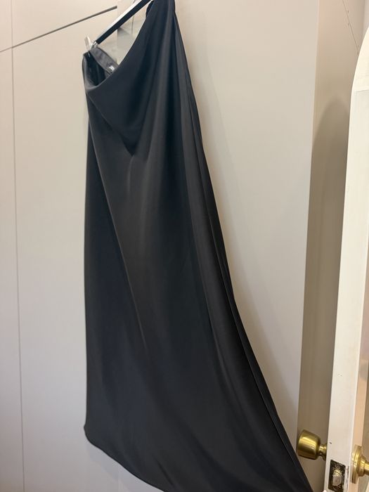 Сатенена пола Zara