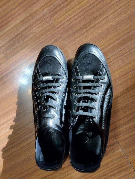 Продам мужскую обувь