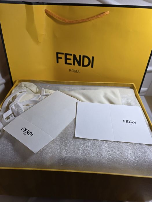 Дамски кецове FENDI
