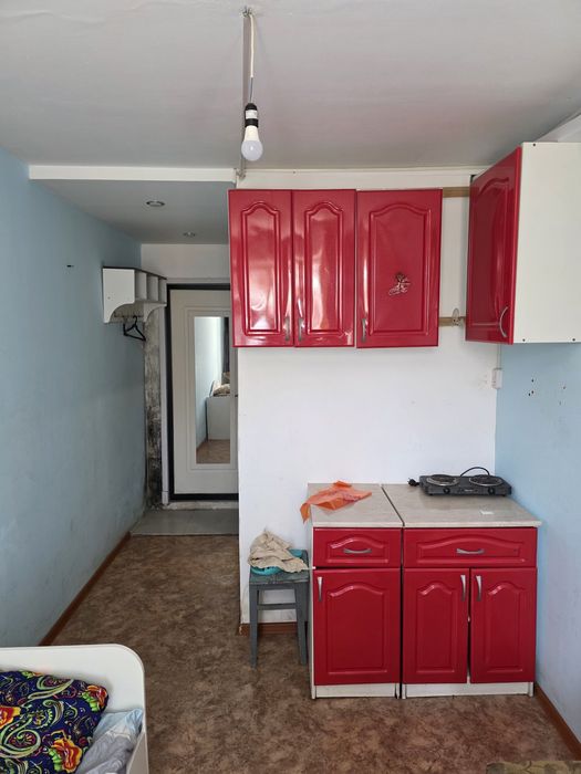 Продам в общежитии 1 комнатную кв