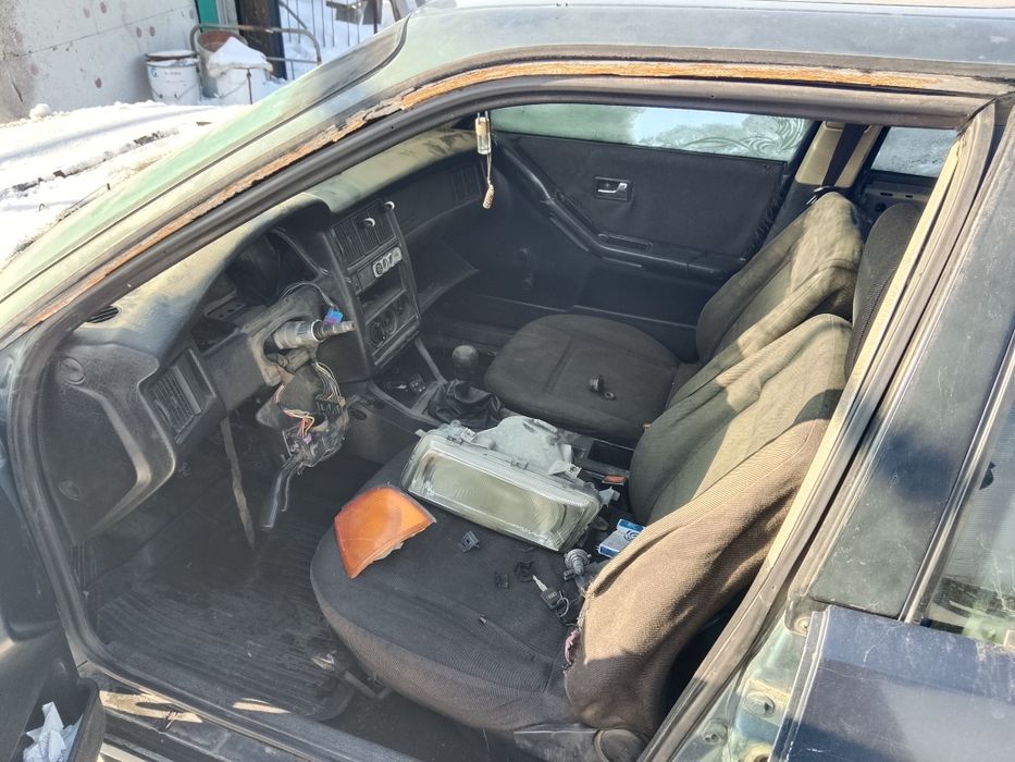 Продам Ауди 80 б3