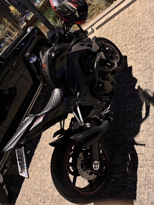 Kawasaki Z1000 мото в идеальном состоянии в ДТП не участвовал