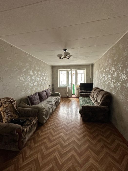 Понедельно 1 ком,