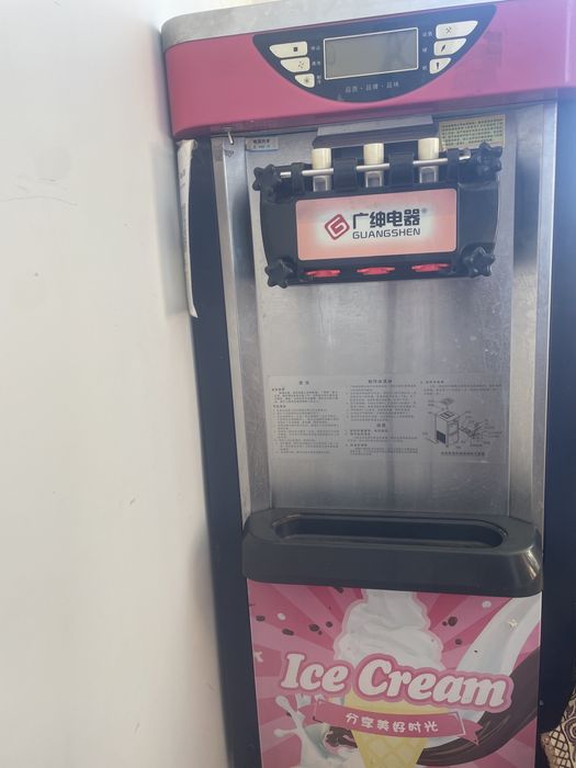 Продам морожеый аппарат фрейзер