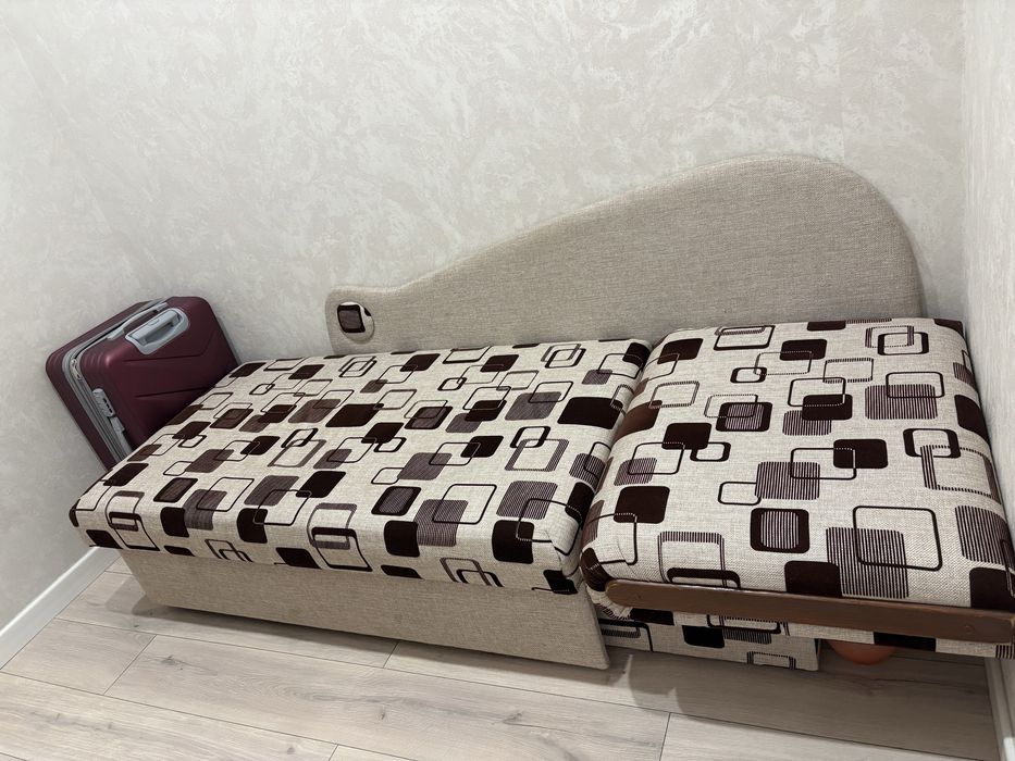 Тахта в хорошим состоянии