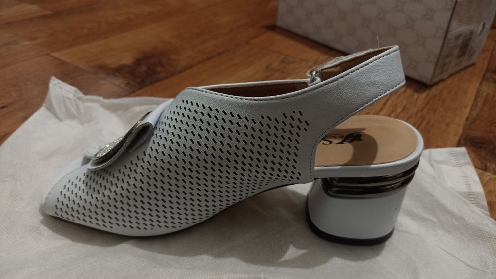 Туфли женские новые