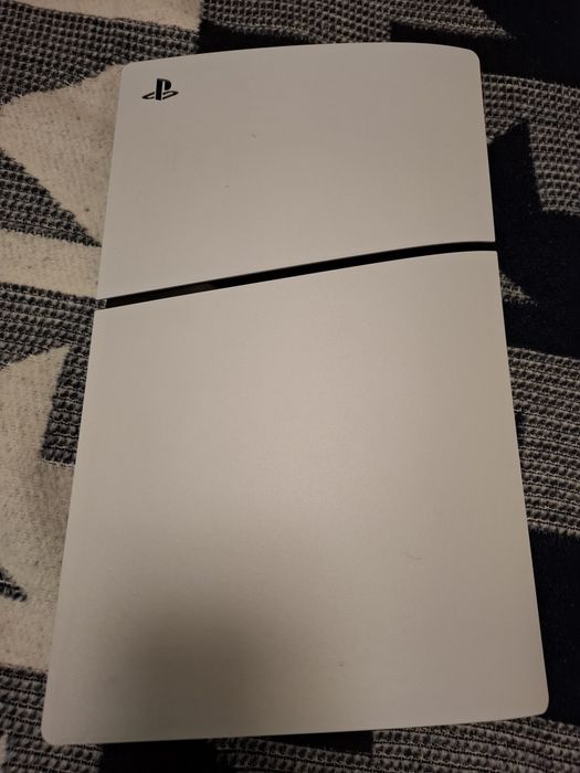 Почти нов PS 5 с всичко + Fifa 26