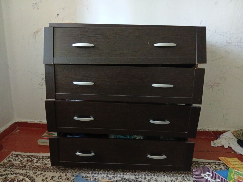 Отдам даром комод