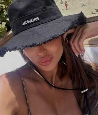шапка JACQUEMUS Le Bob Artichaut bucket hat