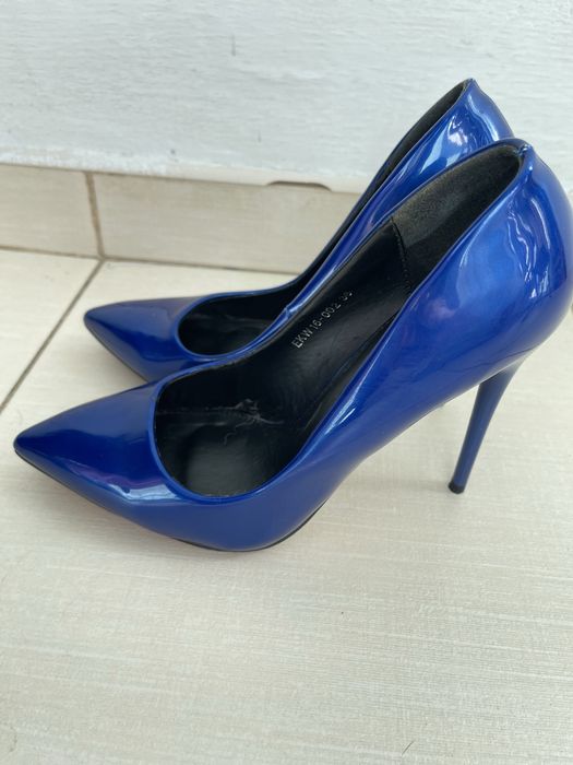 Дамски обувки на Тенденз