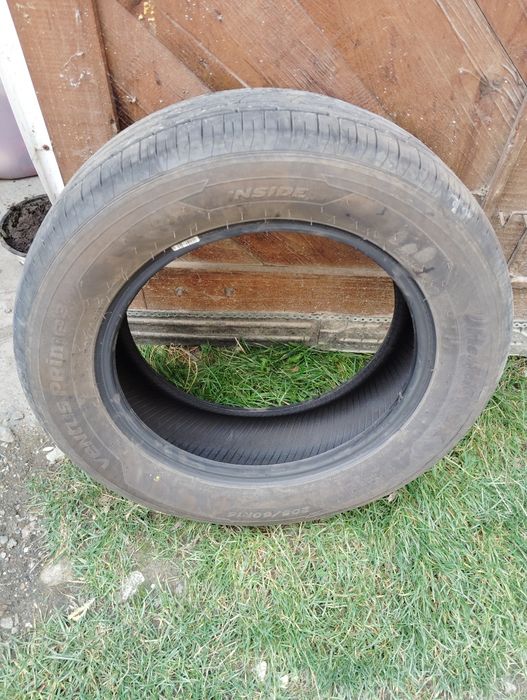 Vând anvelope vara 205/60/R16