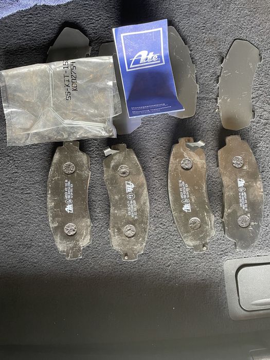 Honda CR-V накладки предни