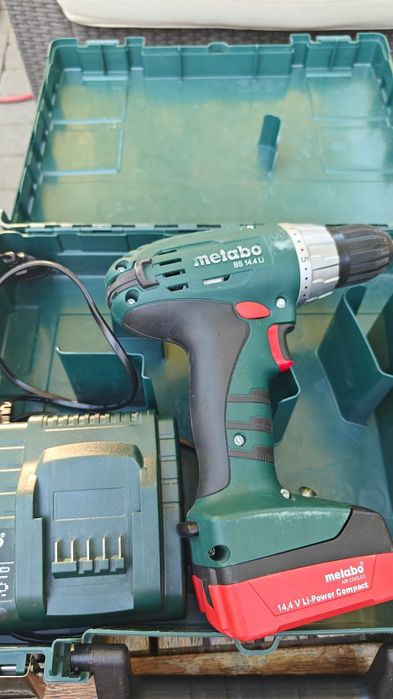 Metabo BS 14.4 Masina de gaurit si insurubat