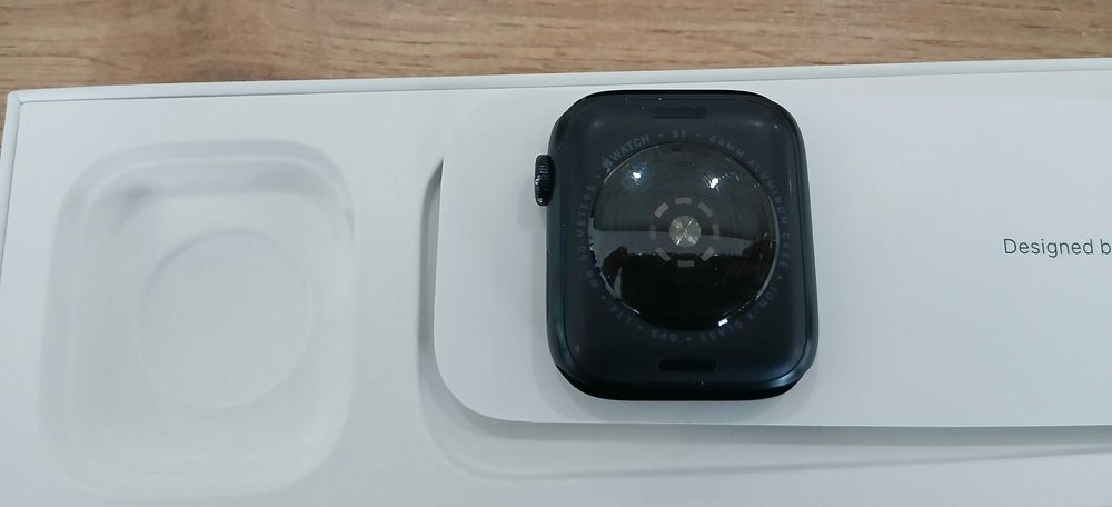 Apple Watch SE 2 LTE в Гаранция