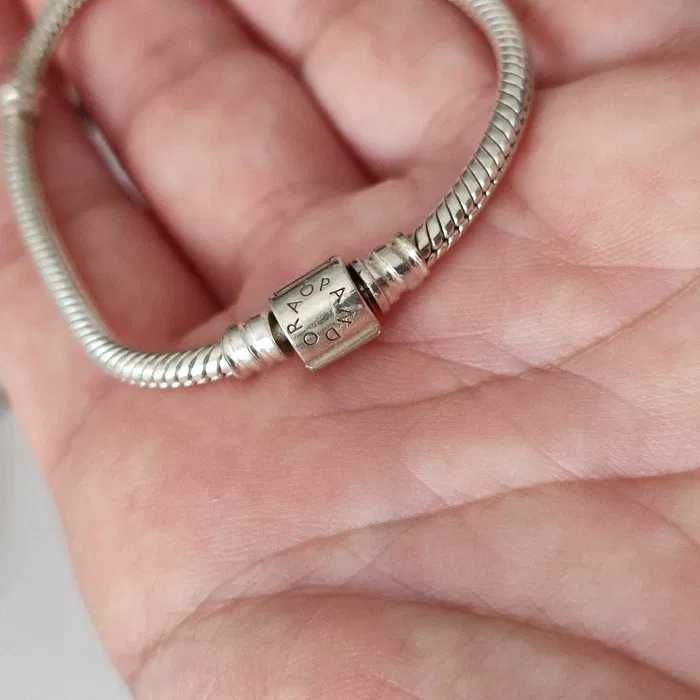 Оригинална гривна Pandora