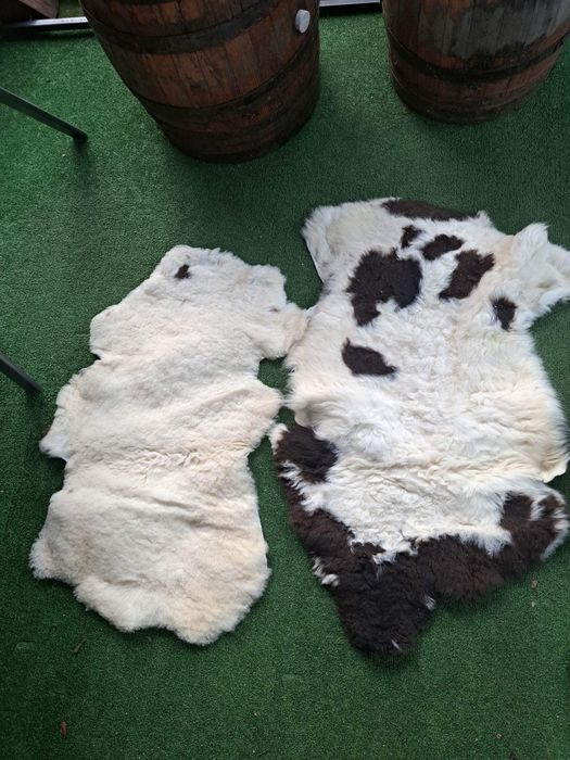 Обработени агнешки кожи