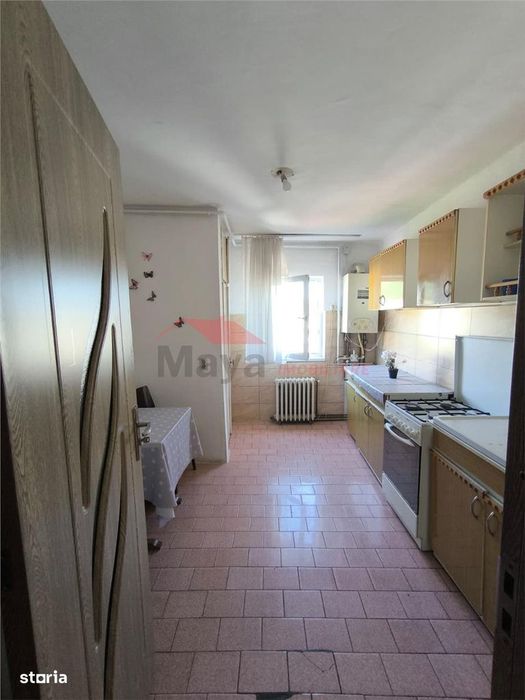 Apartament 3 camere, Sensul Vechi