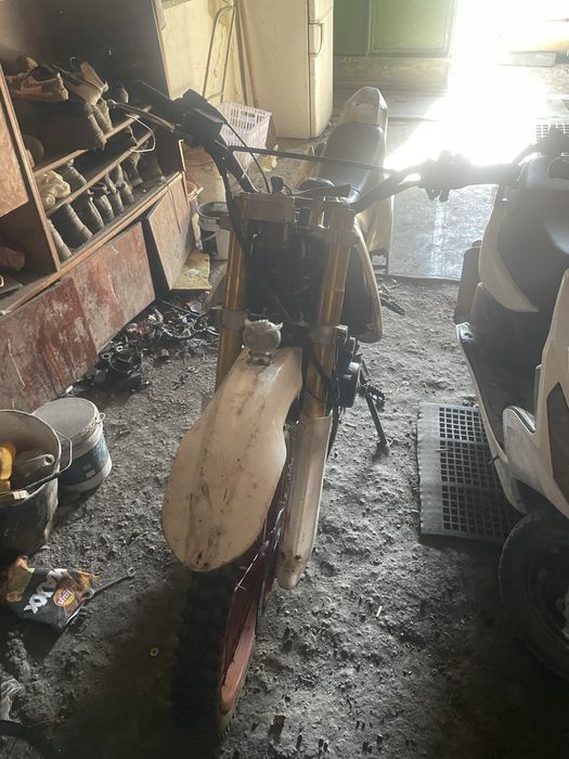 Эндуро 250 кубов не на ходу