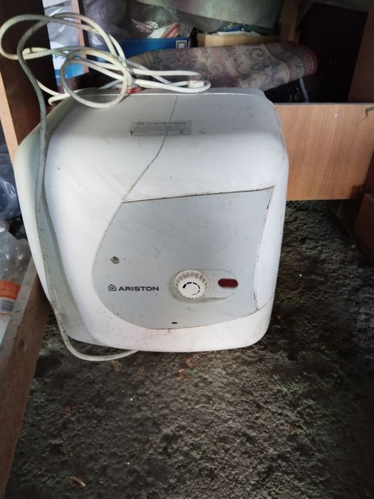 Продам батарейю срочно