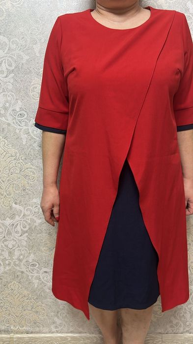 Продам платье 52 размер 18000.