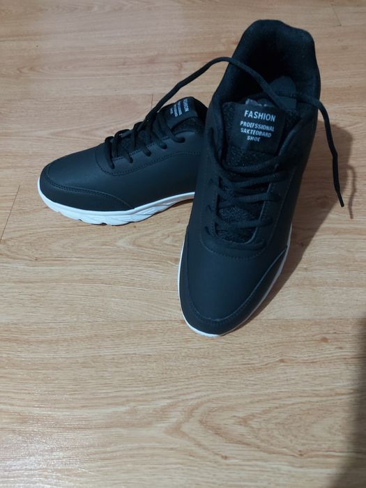 Мъжки маратонки 43номер