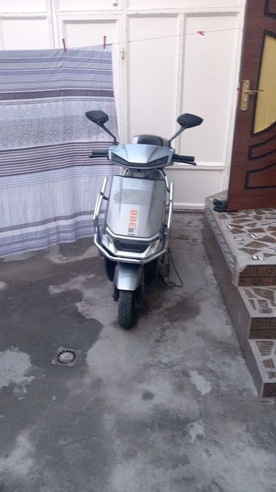 Скутер тотоолиооироо