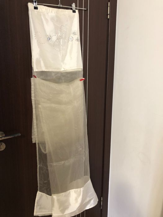 Перде тънко, цвят шампанско