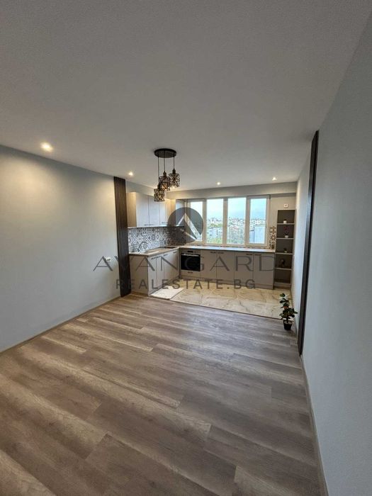 Продава се Тристаен апартамент в Пловдив, Кючук Париж - 64 кв.м за 1179 €/кв.м - Снимка #1
