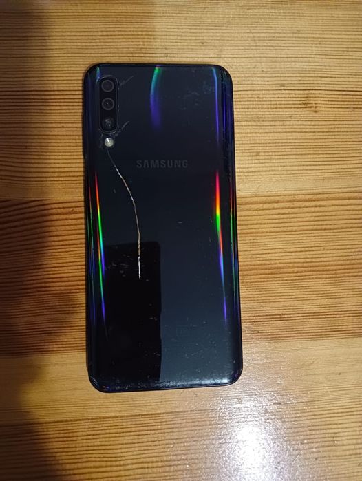 продам Samsung a50