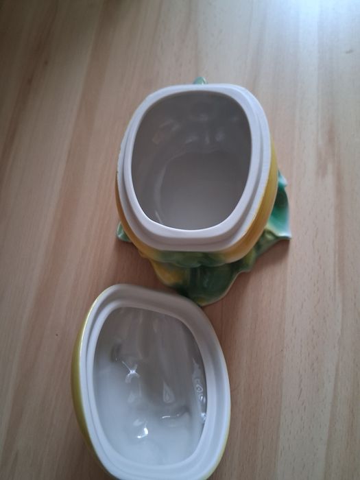 Винтажная  фарфоровая посуда