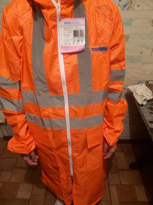 Продам плащ и обувь