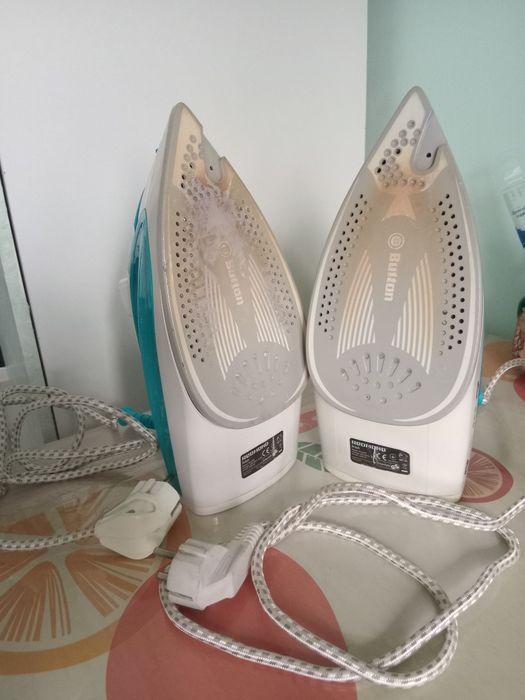 Продам утюги рабочие - 7000тг (2шт)