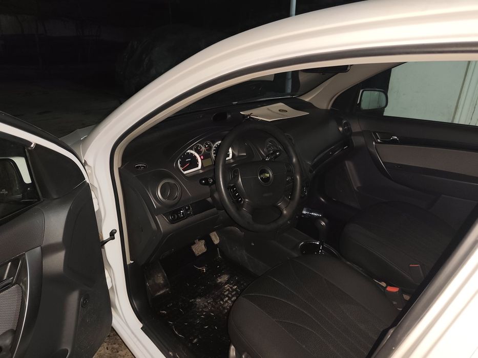 Nexia 3 2019 yil kalenkasida petnosi bor