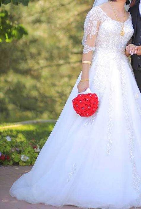 Kelin kuylak Turkiyadan olingan tuflisi va karonasiyam bor