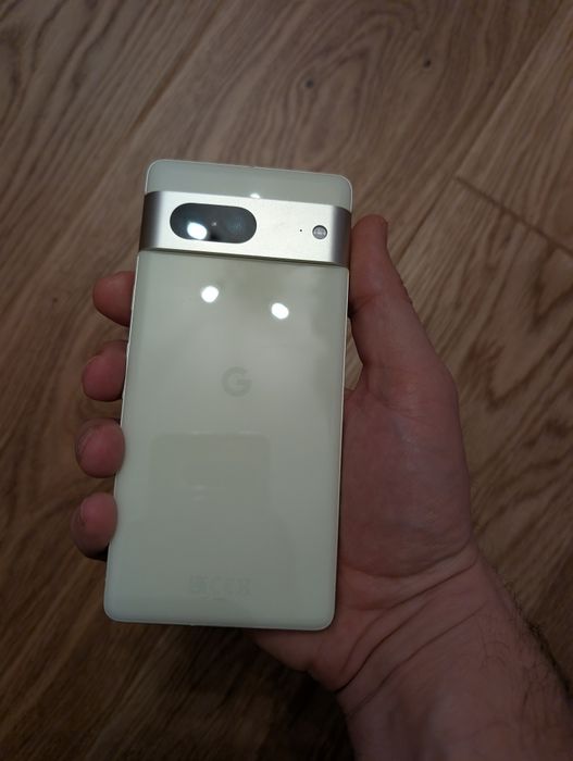 Vand Pixel 7 impecabil de 128 gb