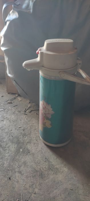 Термоса разные с по одной цене