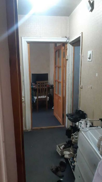 Arenda kvartira 3 xonaliga 1 odam olamiz